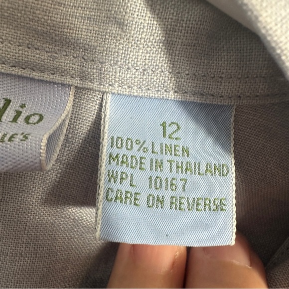 Sutton Studio Bloomingdale's size 12 ladies button front blue linen shirt, fall - Picture 6 of 9